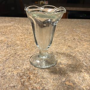 Really cute Hot Fudge Sundae Dish